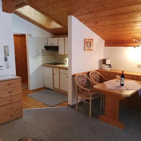 Haus Moosplatzl Appartamento *